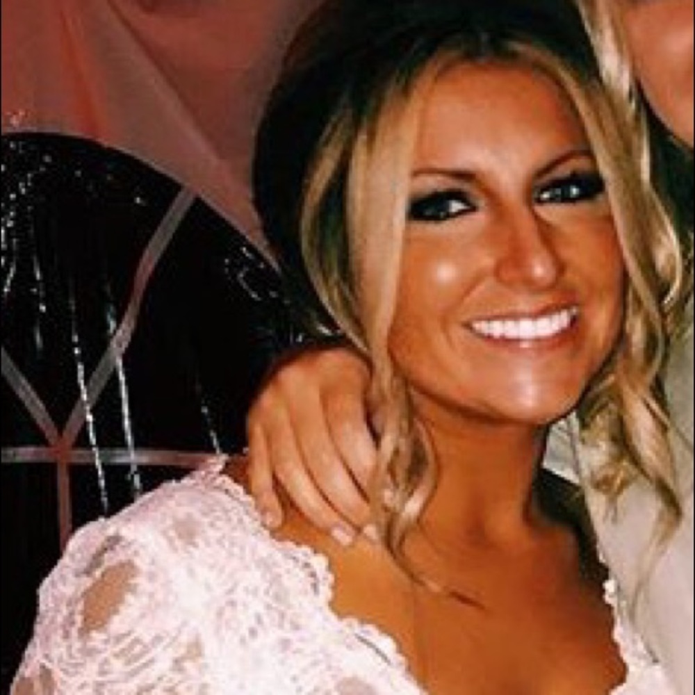 Meet your Posher, Tara